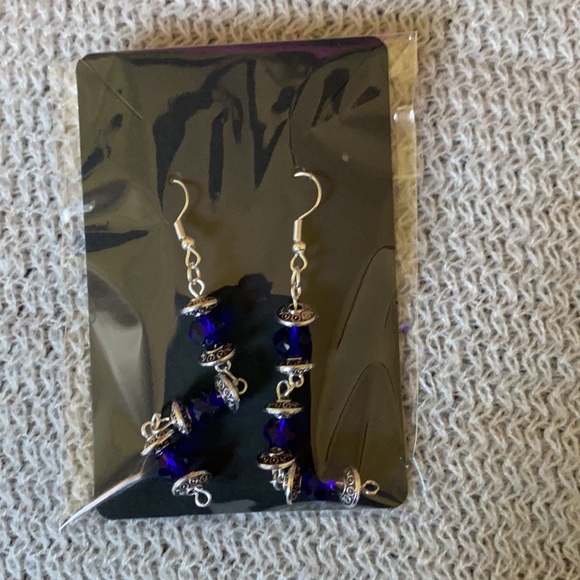 Earring by Bri handmade glass bead earrings - Picture 6 of 10